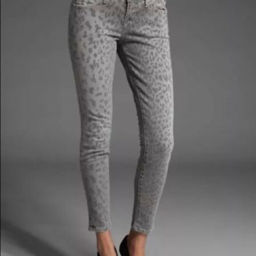 Current Elliot Grey Leopard Stiletto Jeans 👖 27